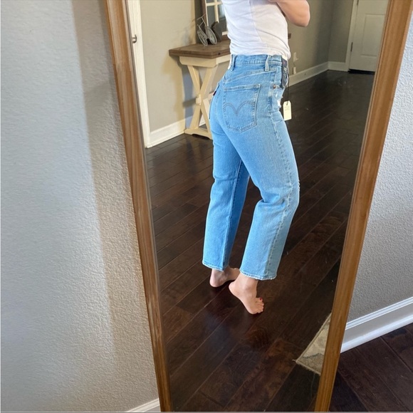 Levi’s Ribcage straight ankle high rise distressed jeans - Picture 13 of 16